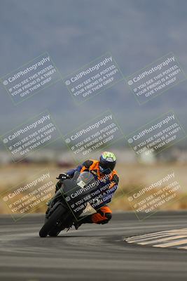 media/Nov-15-2025-Race Pace (Sat) [[8de605a2d8]]/Non Verified Riders (1st 20 Minutes)/Turn 4 (1010am)/